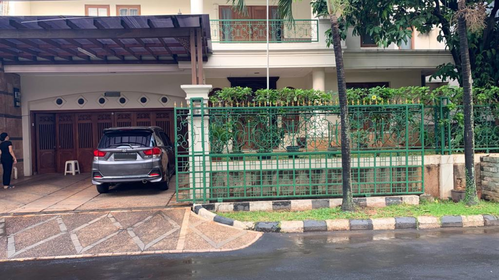 Rumah Cakep,besar,siap huni di Bintaro Jaya 7