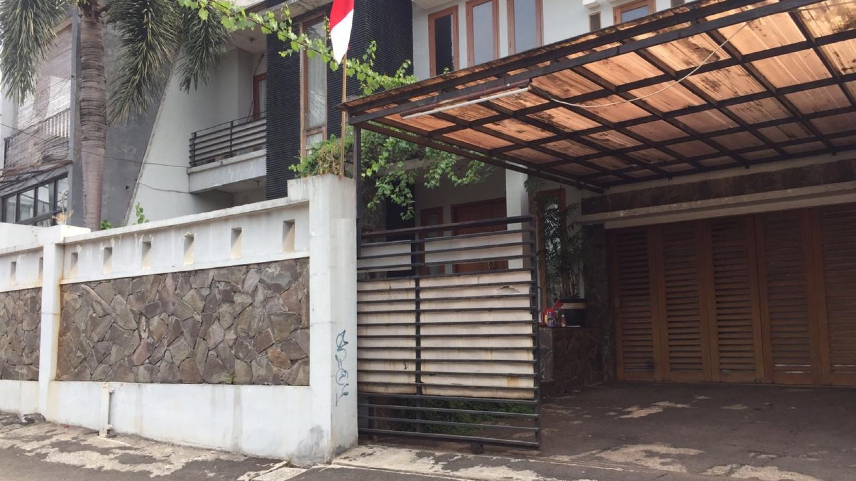 Rumah Siap Huni di Cinere