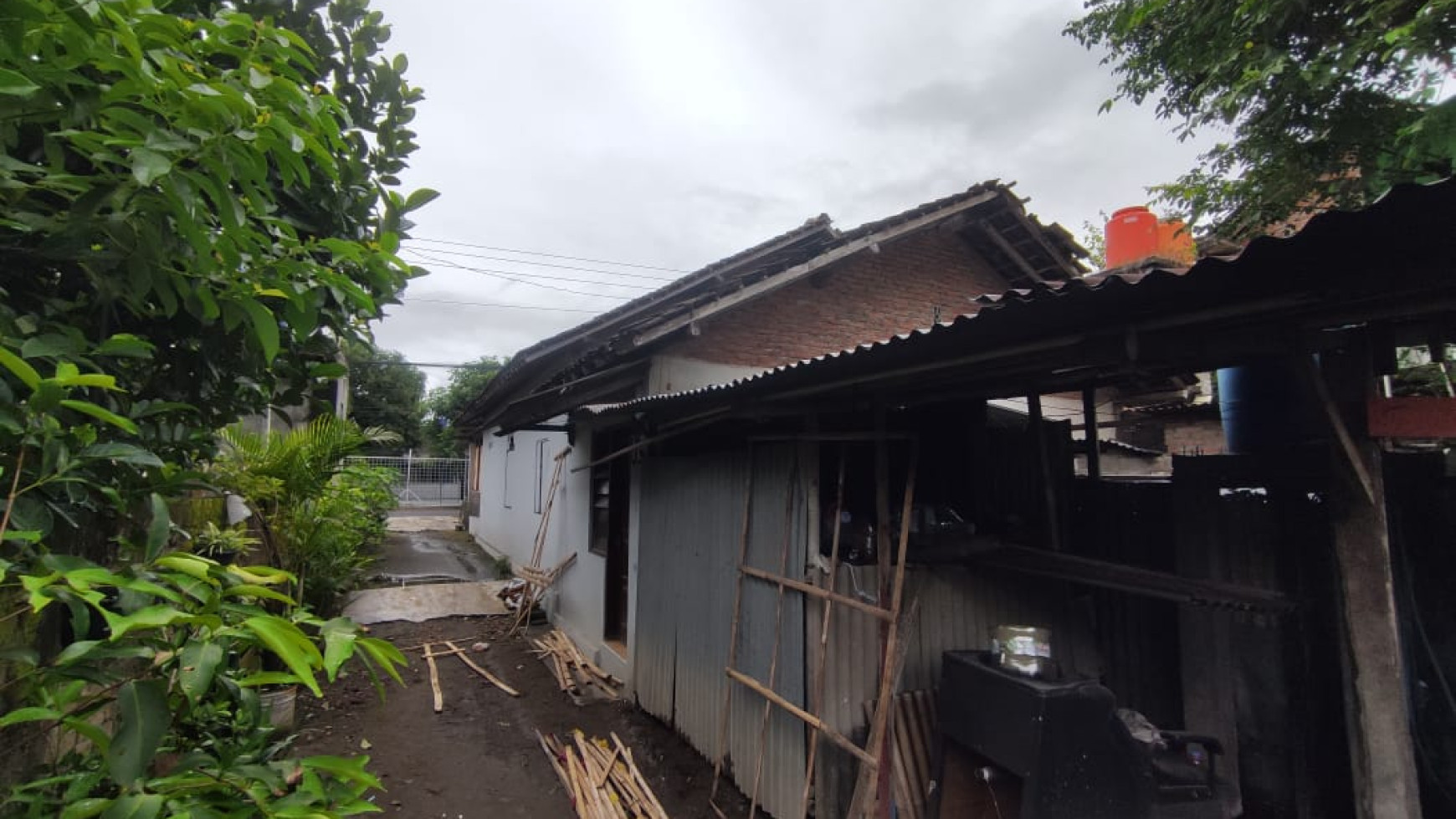 Tanah Bonus Rumah Kost dan ruang Usaha Dekat Blok O Banguntapan Bantul