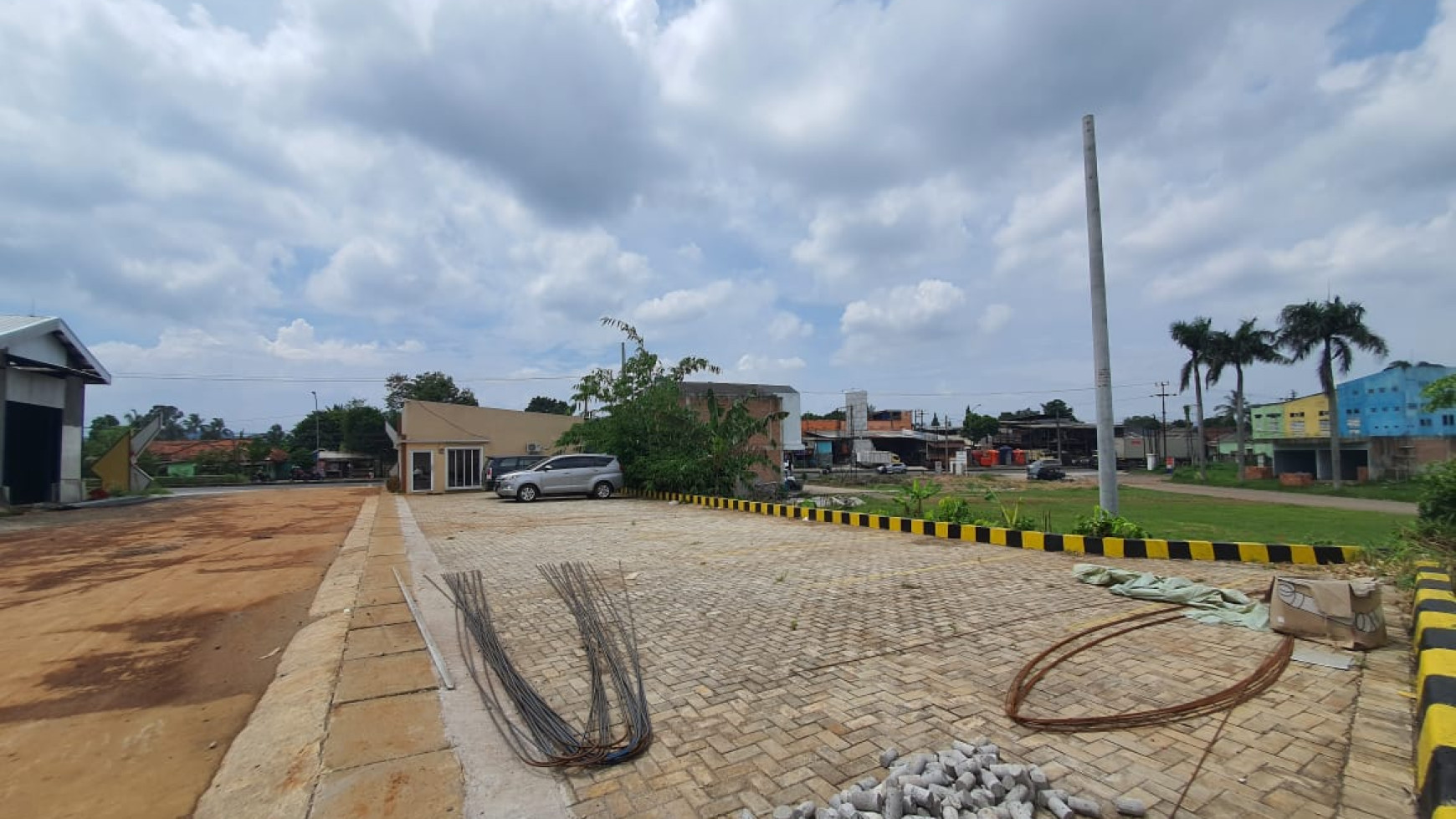 Gudang Siap Pakai, Lokasi Strategis, dan Akses Lancar @Jl Raya Parung, Kemang, Bogor