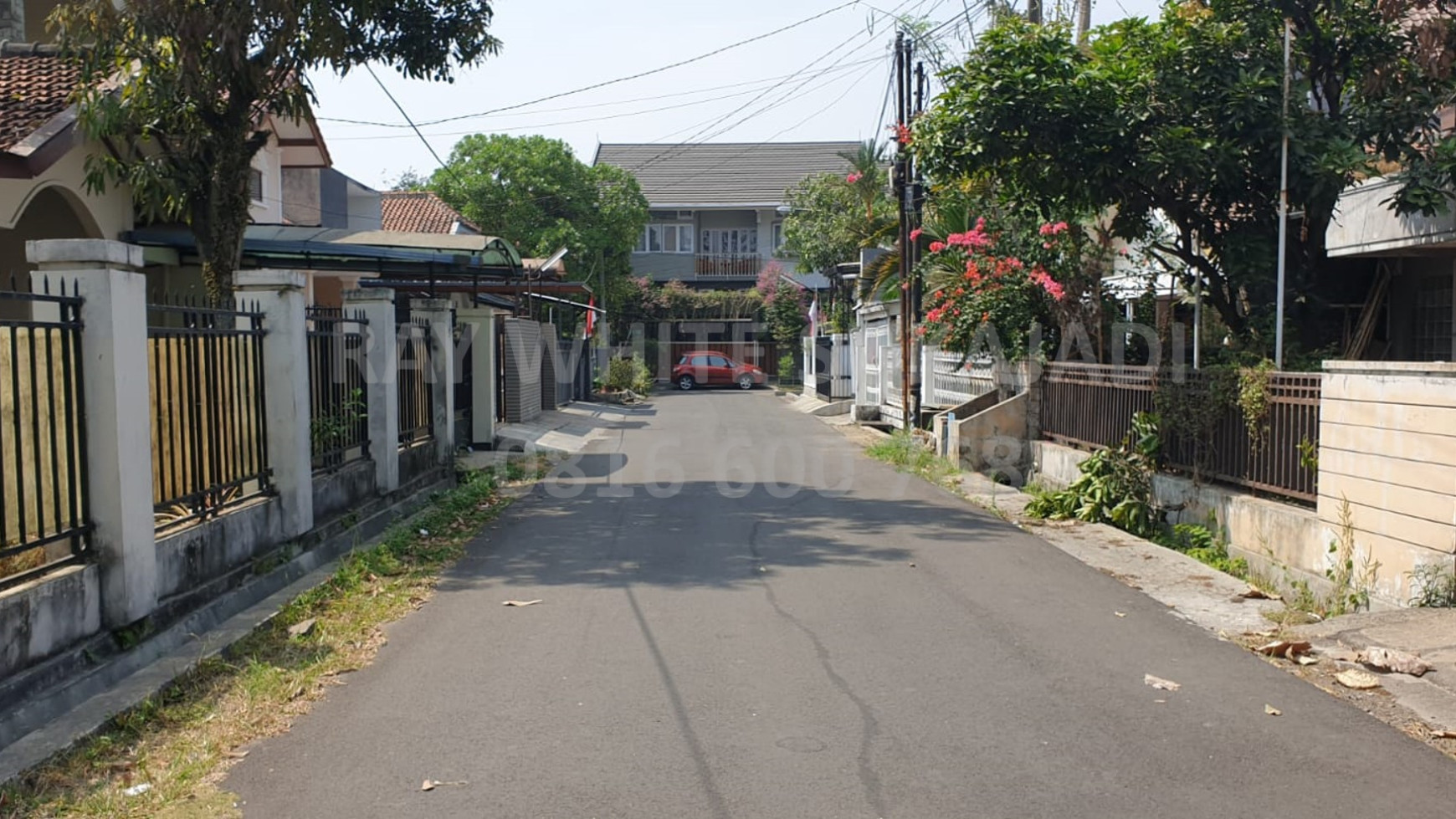 TURUN HARGA !!! DIJUAL RUMAH DI SAYAP TURANGGA - BANDUNG PUSAT