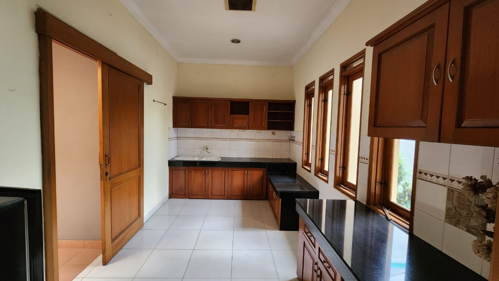 Rumah Asri Furnished di Setra sirna, Bandung Kota