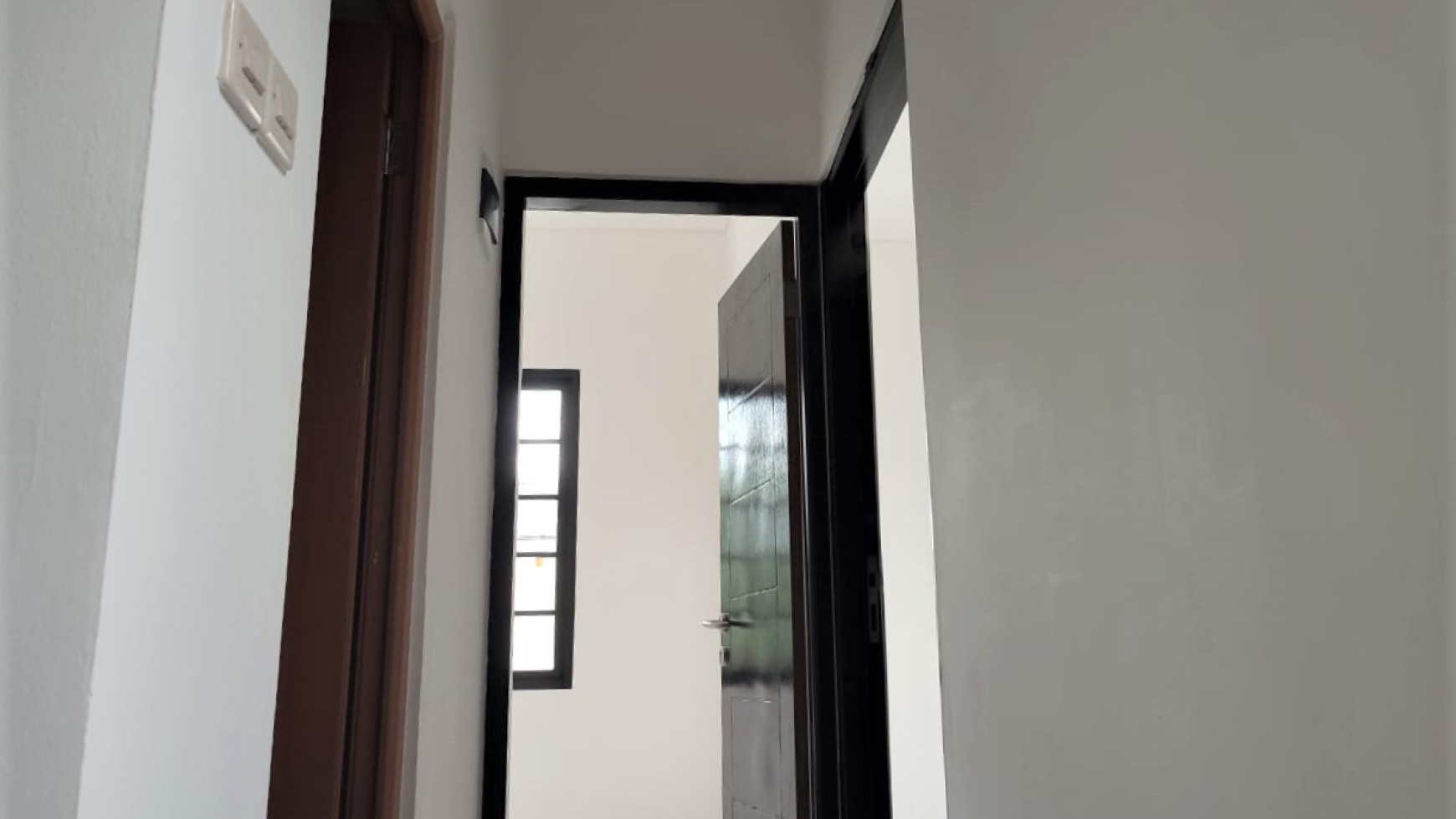 Dijual Rumah Minimalis di Griya Fawasta Mandar, Bintaro Sektor 3