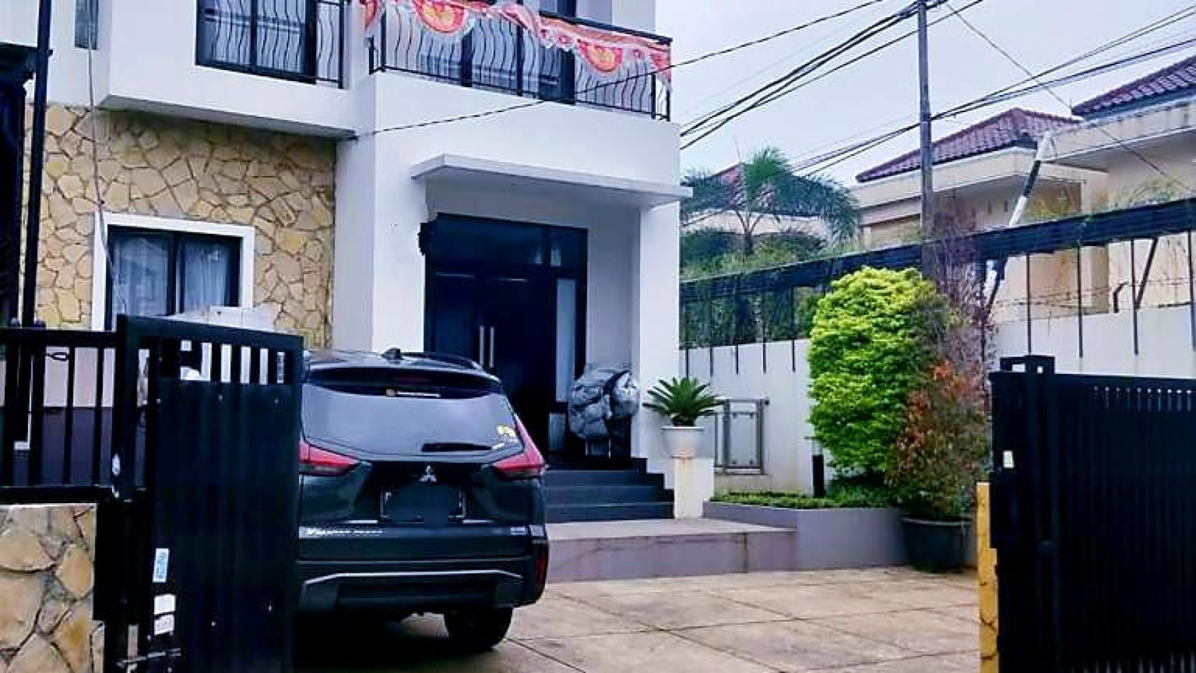 Rumah cantik minimalis di pertukangan jakarta