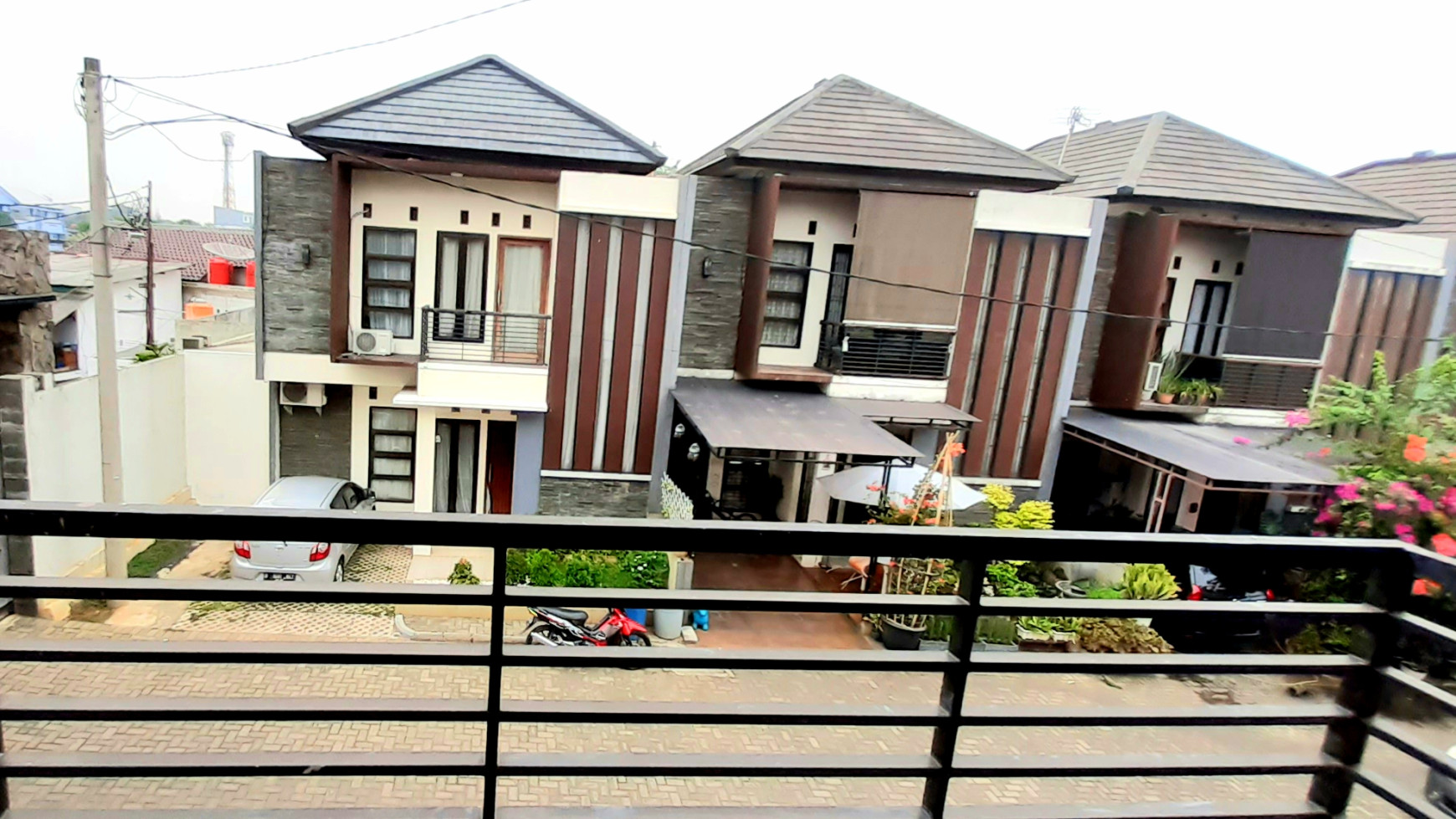 Rumah Brand New Cantiq Minimalis siap huni di dekat kawasan Bintaro harga 1,575M nego sampai DEAL