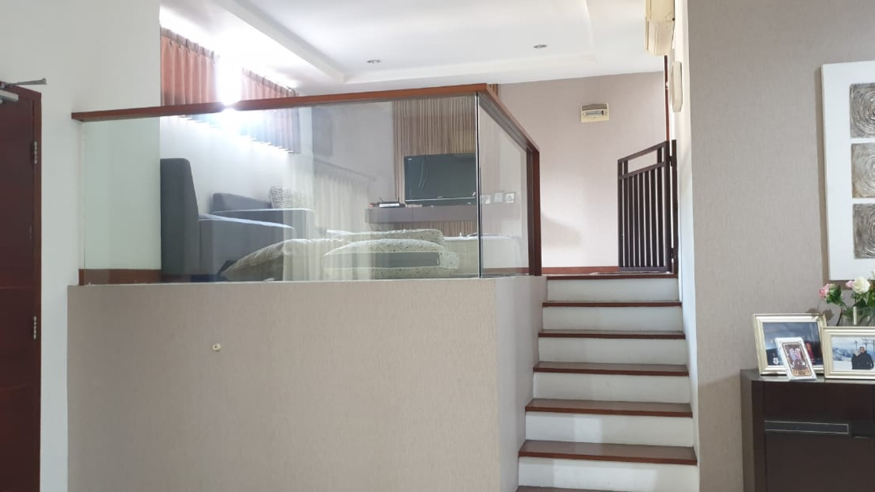 Rumah Modern Minimalis Luas 155m Harga 4,2M nego di Teras Bintaro, Jakarta Selatan