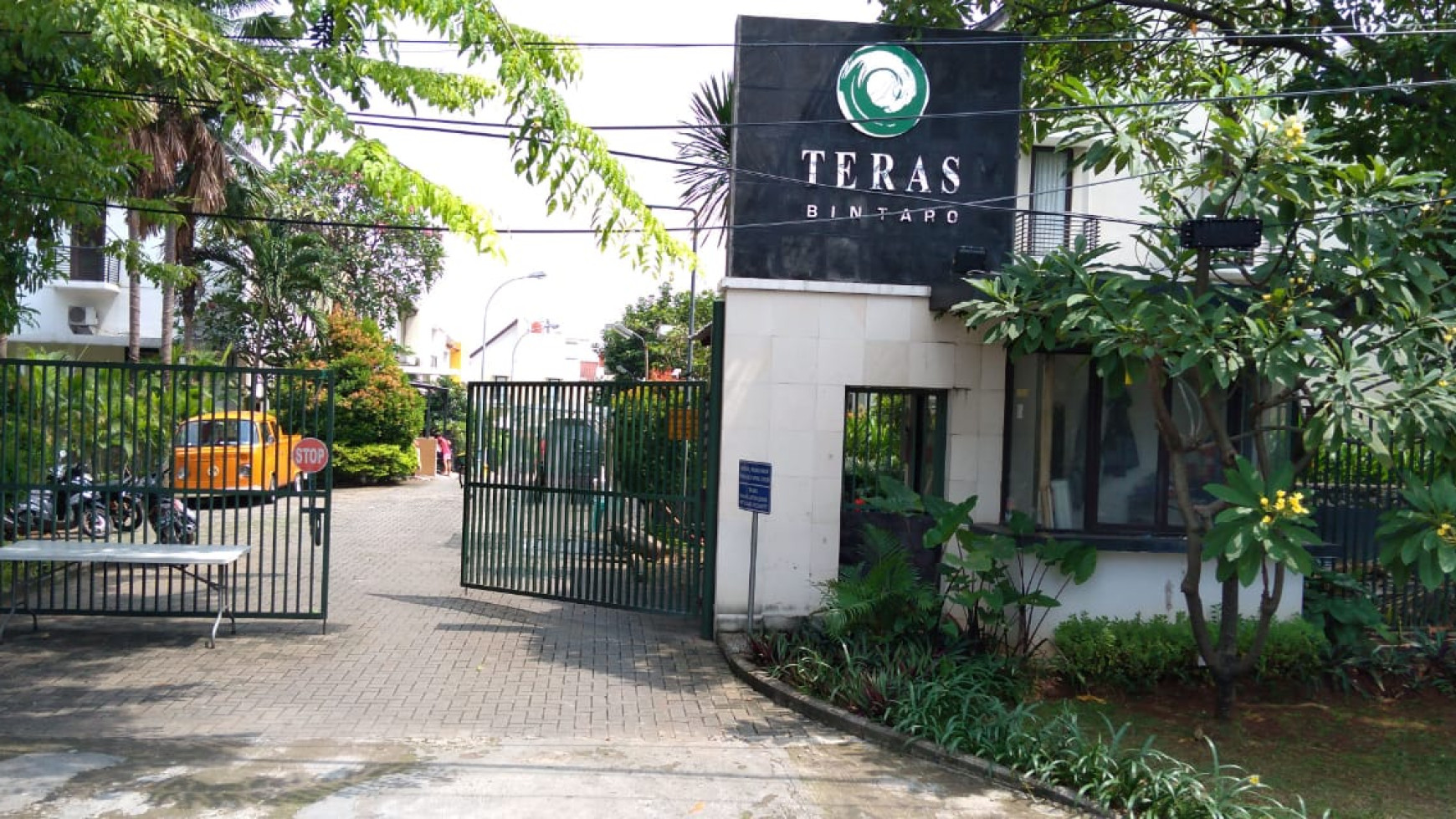 Rumah Modern Minimalis Luas 155m Harga 4,2M nego di Teras Bintaro, Jakarta Selatan