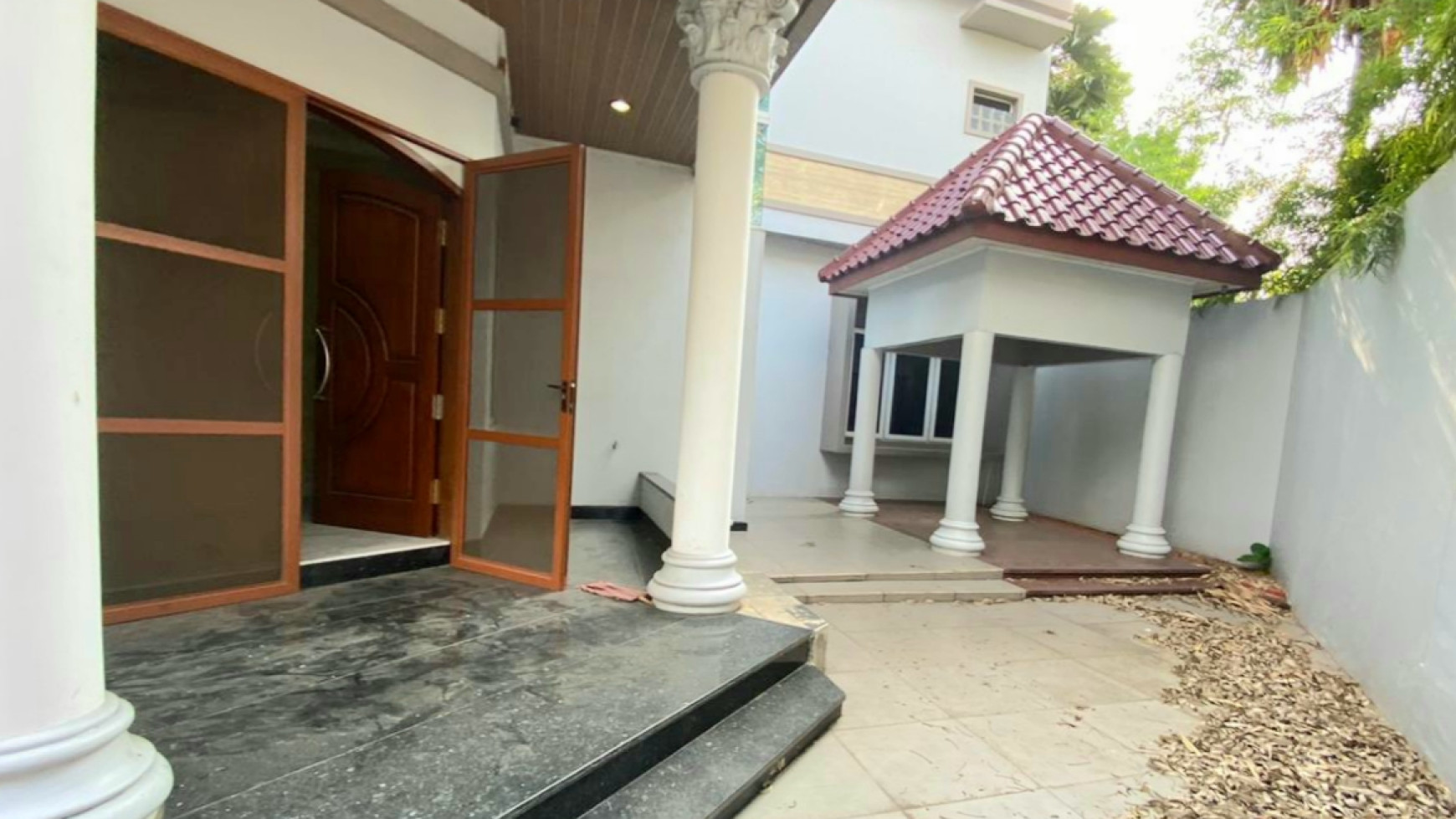 Rumah Mewah di Cluster Palmyra Alam Sutera Luas Tanah 367m Harga 6.9M nego sampai DEAL