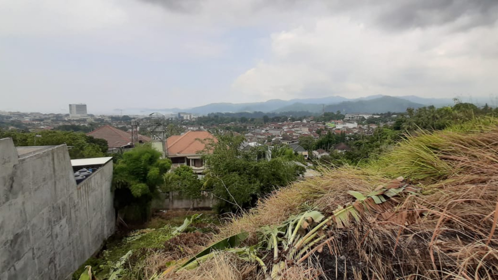 Dijual Tanah view kota, gunung dan laut di tengah Kota Bandar Lampung