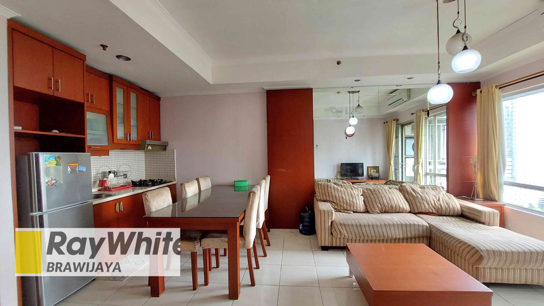 APARTEMEN SUDIRMAN PARK, TOWER BOUGENVILLE, LANTAI 19, CITY VIEW