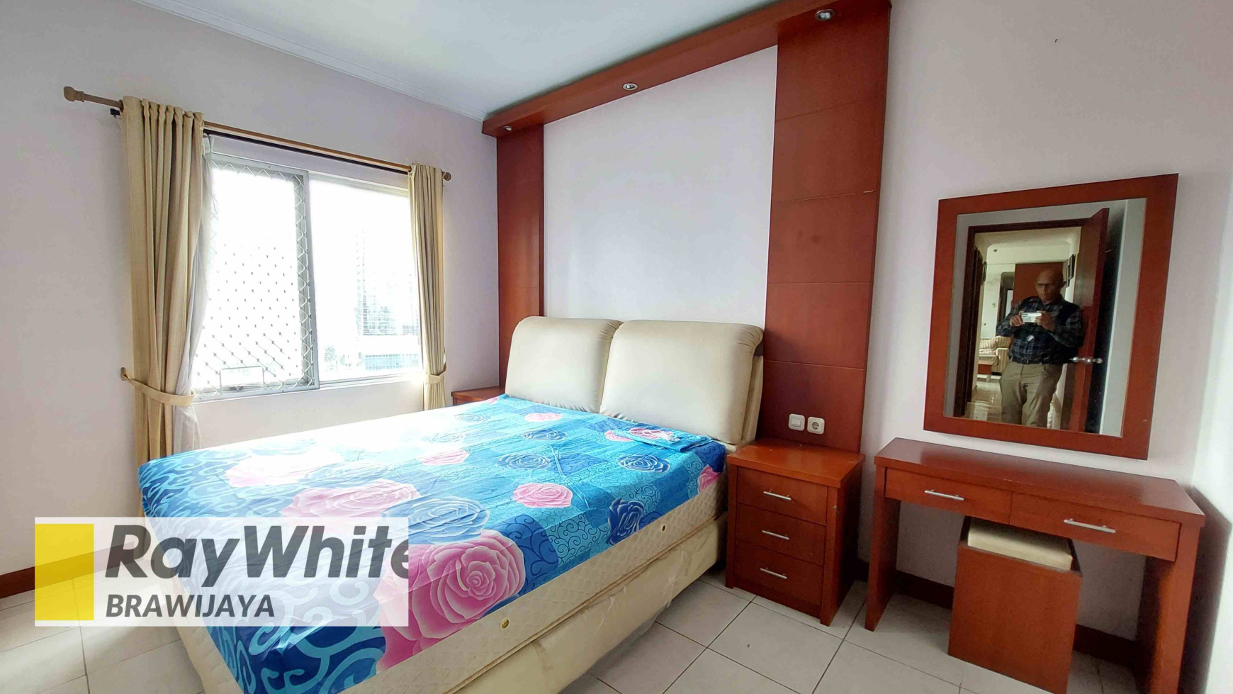 APARTEMEN SUDIRMAN PARK, TOWER BOUGENVILLE, LANTAI 19, CITY VIEW