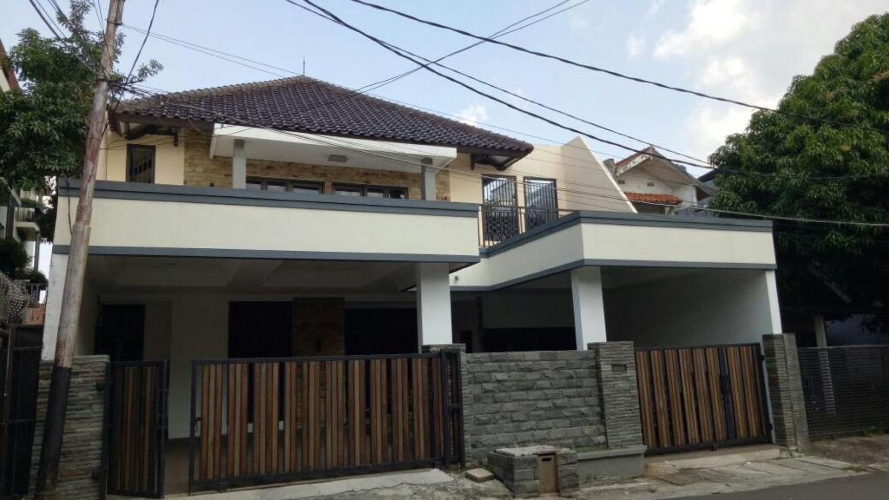 Dijual Rumah 2 Lantai di Kebayoran Baru 