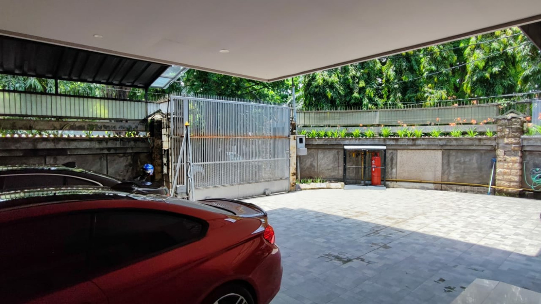 Dijual Rumah Surabaya Pusat- Komersial Area - Jl. Slamet Strategis dekat Grand City, Aiola Eatery , Balai Kota Surabaya