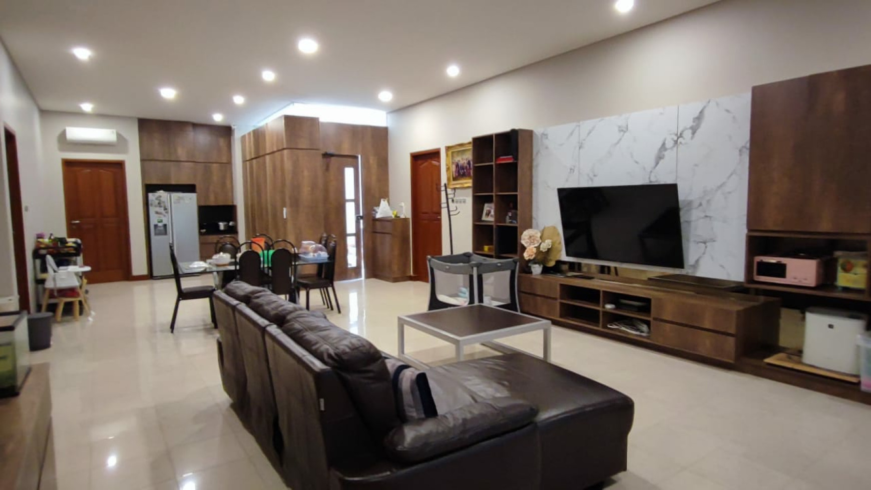 Dijual Rumah Surabaya Pusat- Komersial Area - Jl. Slamet Strategis dekat Grand City, Aiola Eatery , Balai Kota Surabaya