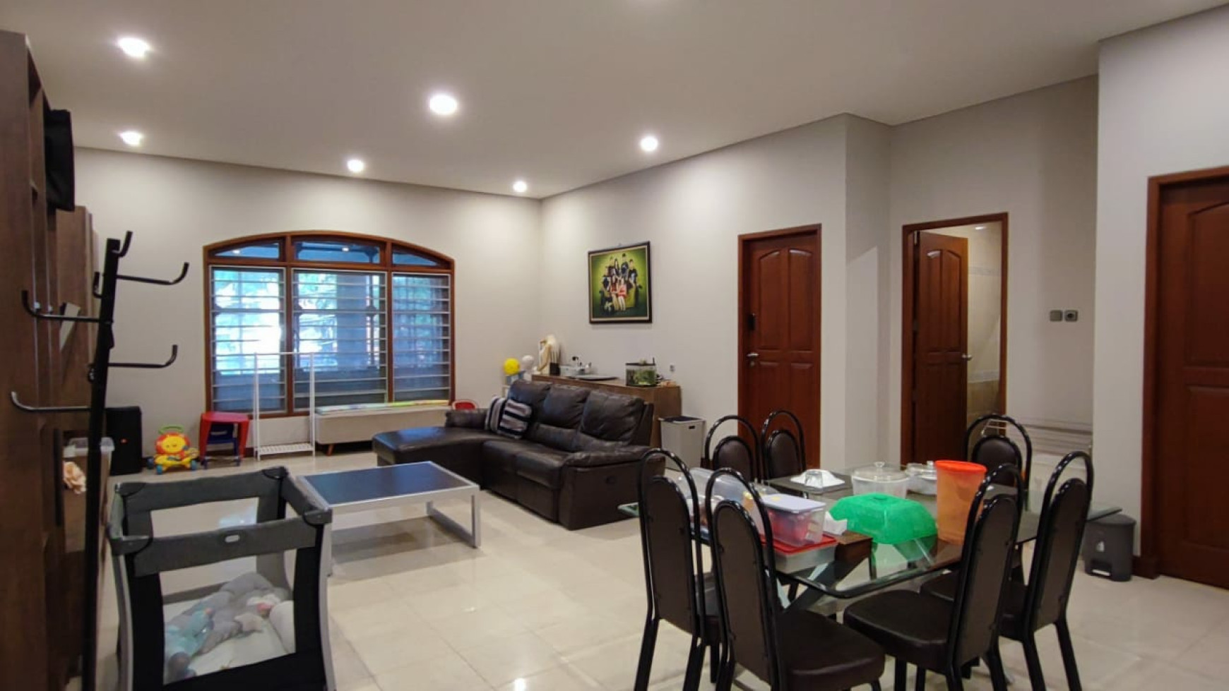 Dijual Rumah Surabaya Pusat- Komersial Area - Jl. Slamet Strategis dekat Grand City, Aiola Eatery , Balai Kota Surabaya