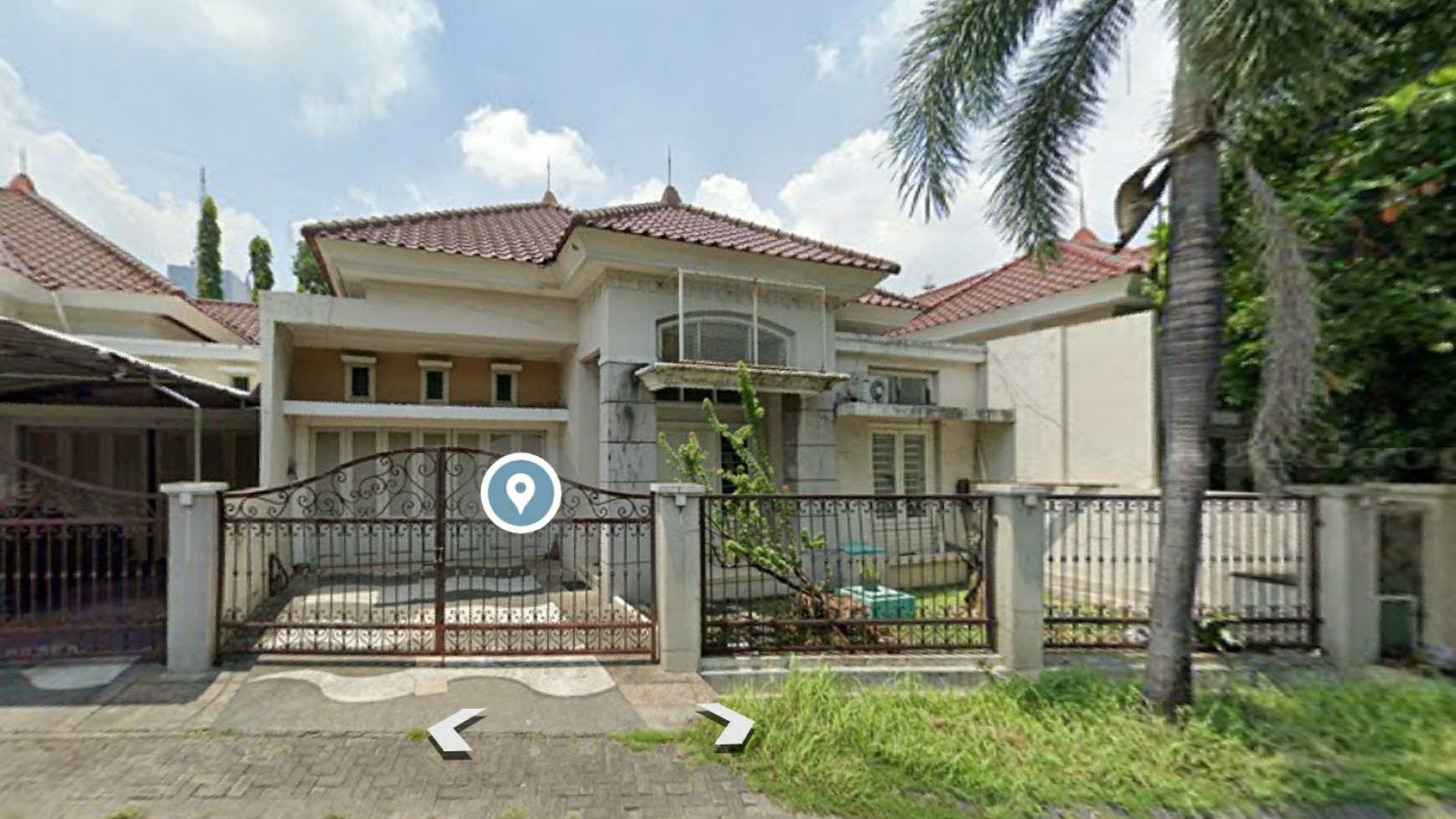 Dijual / Disewakan Rumah Central Park A Yani Residence Ketintang- Gayungan- Surabaya- Row Jalan KEMBAR - Dekat Graha Pena , Royal Plaza