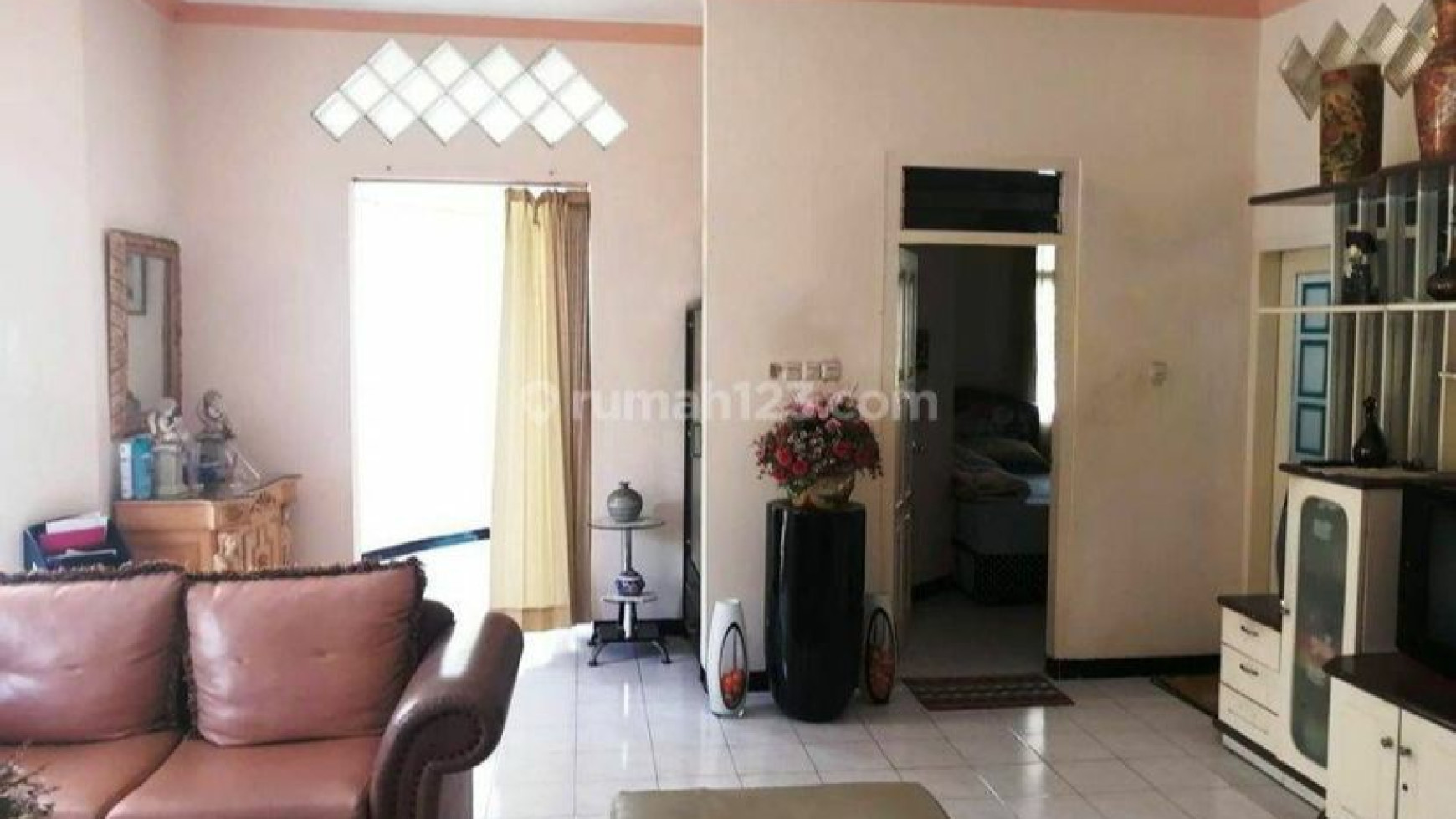 Dijual Rumah Karah Indah - Ketintang - Surabaya + Furnished - Taman Asri