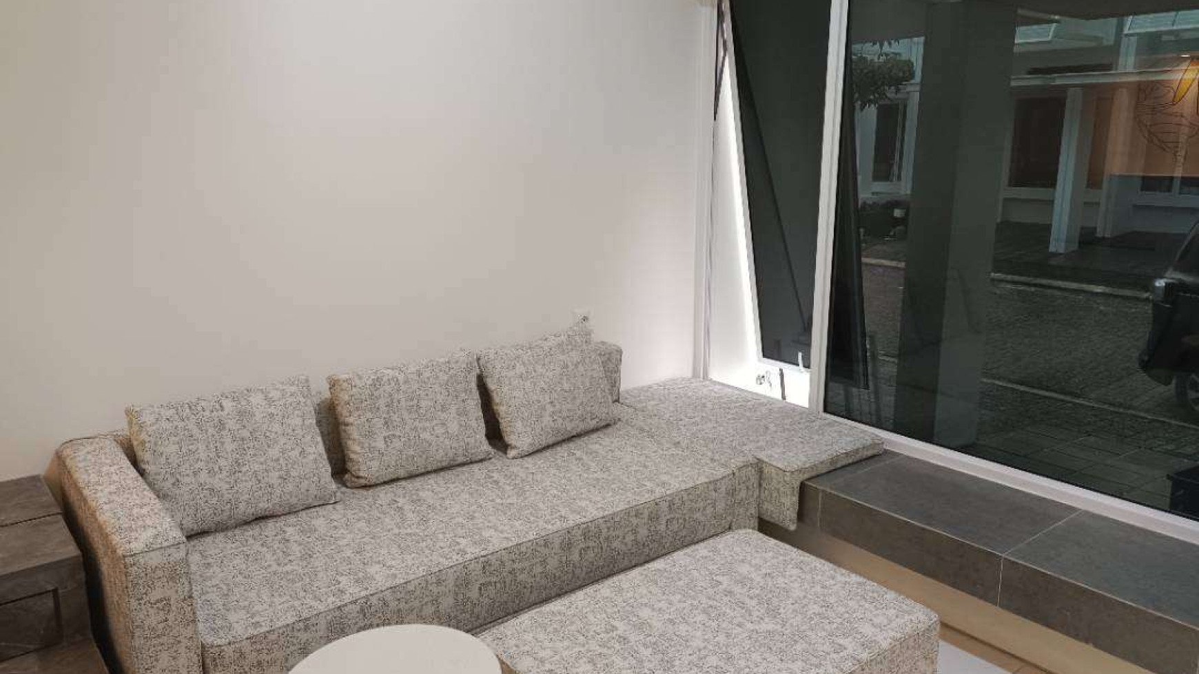 Hot Rent. Rumah Minimalis Modern Tabebuya Inspirahaus, BSD