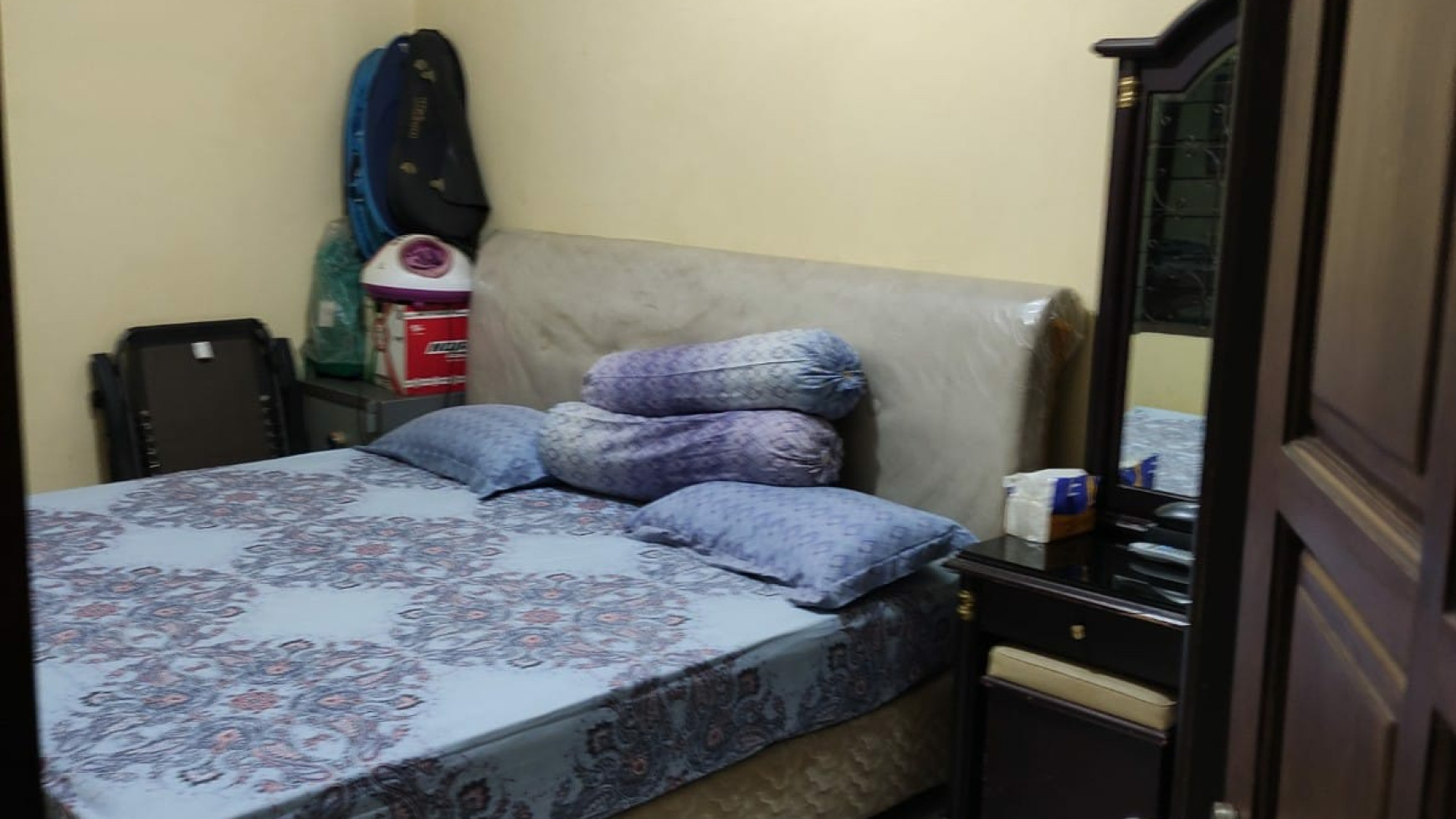 Dijual Rumah Sukomanunggal Jaya - K.Tidur 7+3 plus SEMI Furnished + PAGAR