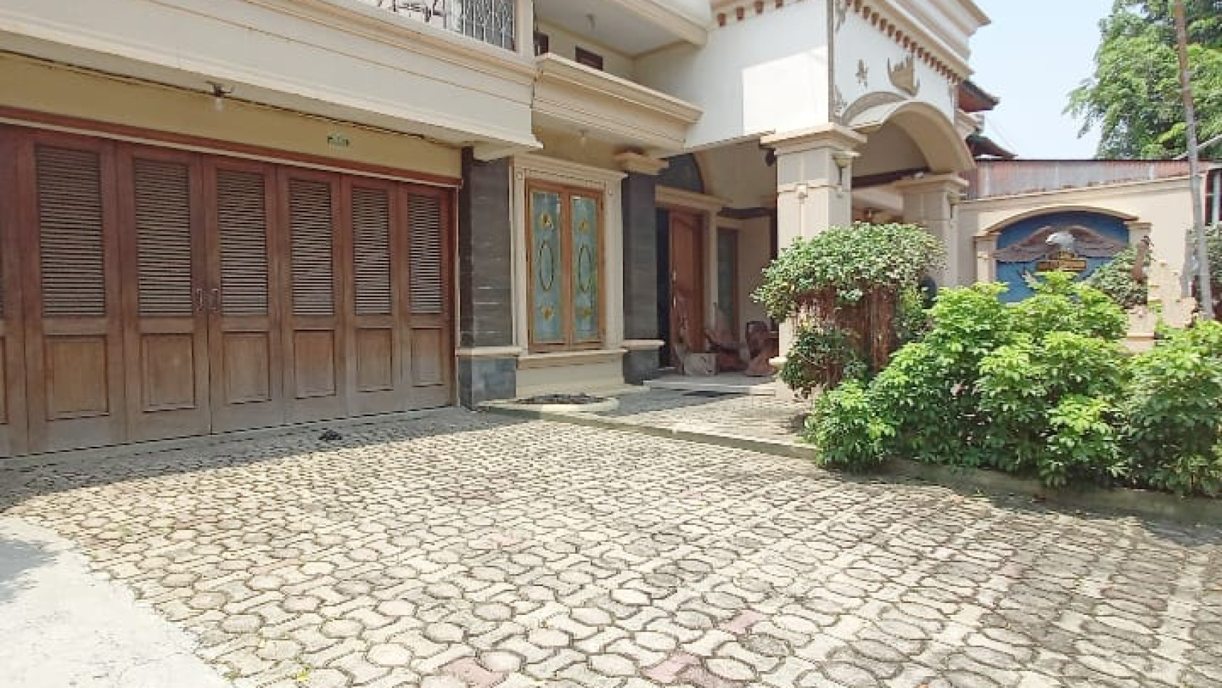 Rumah Mewah Semi Furnish Di Way Halim Kota Bandar Lampung