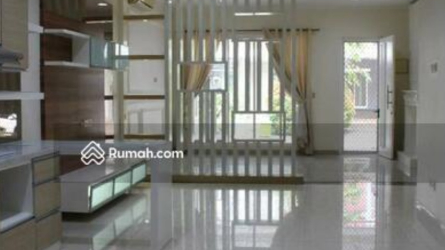 Flash Rent. Rumah Bagus Residence One, Serpong