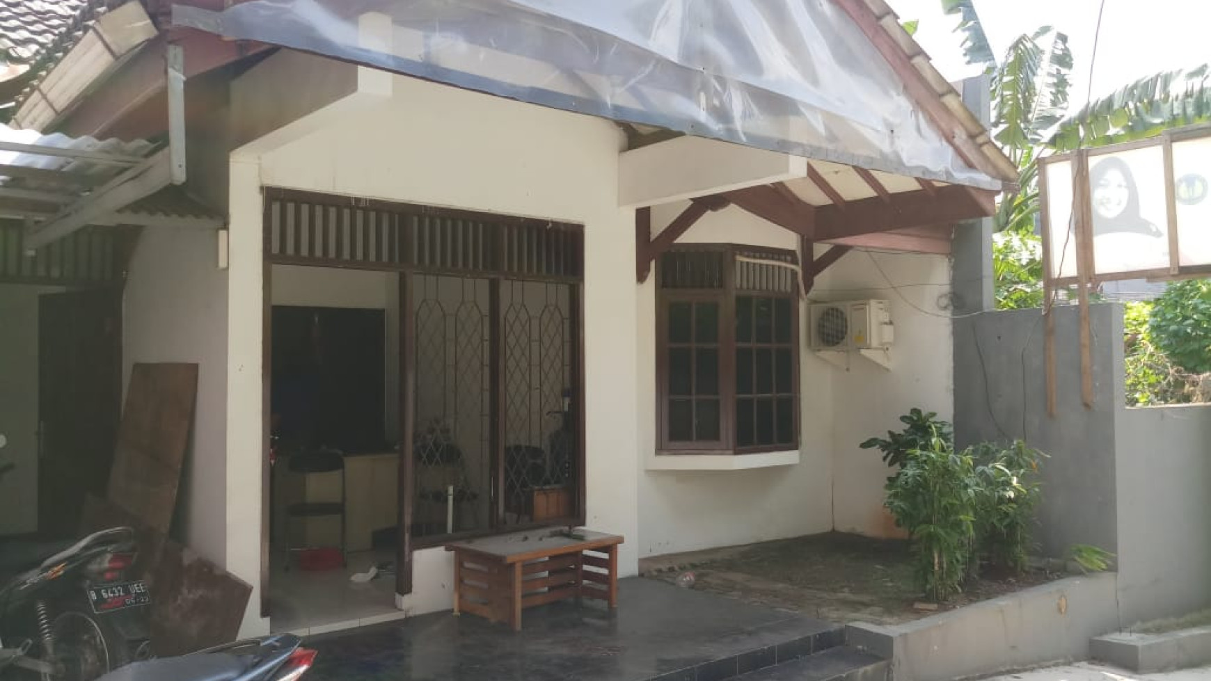 Rumah Siap Huni di Jurangmangu.