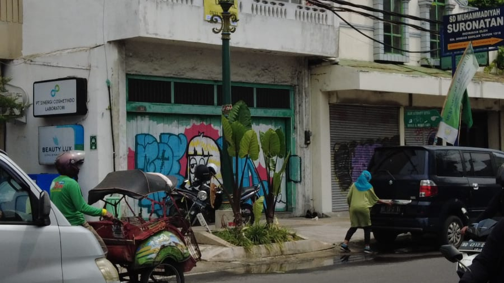 Miliki Bangunan Komersial Hanya Beberapa Langkah Dari Titik 0 Kilometer Yogyakarta