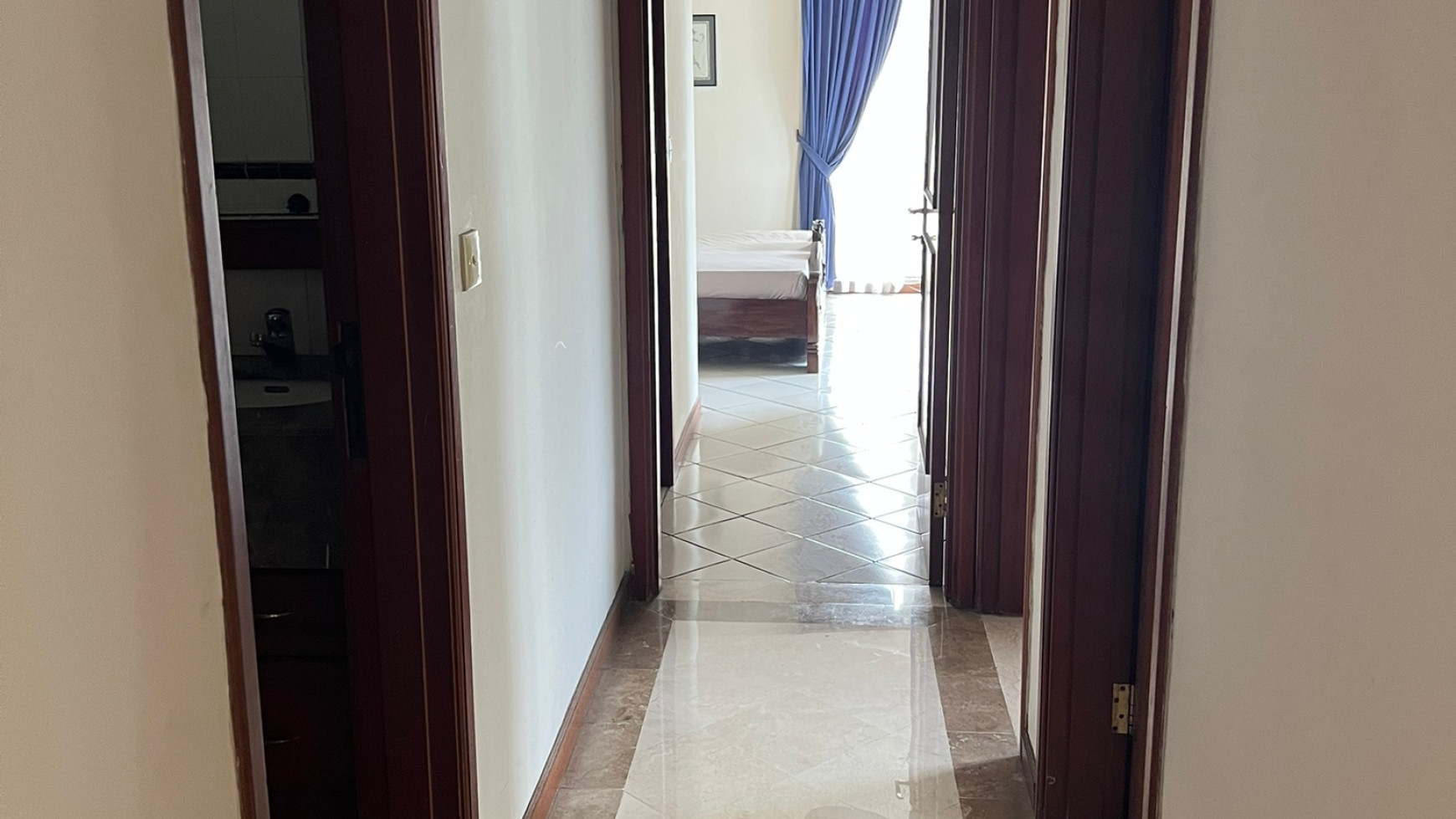 Apartemen elegan di Puri Casablanca, harga bisa nego, dengan biaya perawatan murah