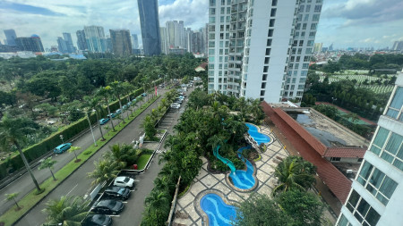 Apartemen elegan di Puri Casablanca, harga bisa nego, dengan biaya perawatan murah