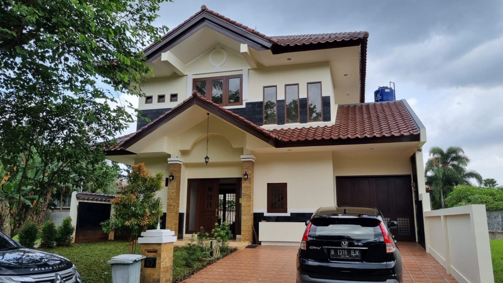 Dijual dan disewa rumah di Taman diponegoro JL. Gn. Mahkota Lippo Karawaci Tangerang