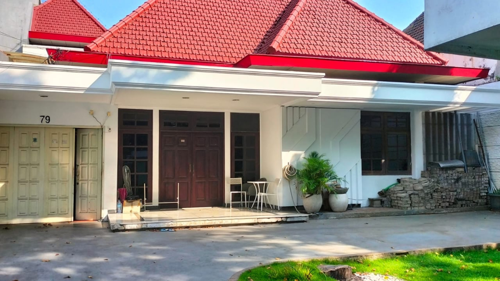 Dijual properti komersial  @ jl. Raya darmo, surabaya