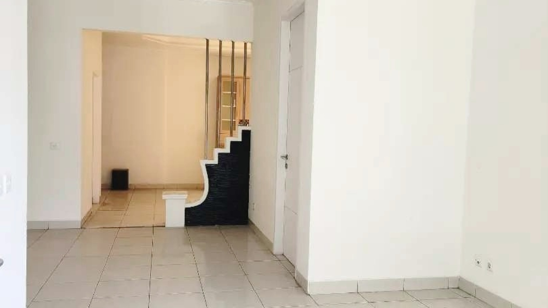 Flash Rent. Rumah 2 Lantai Icon Simplicity, BSD