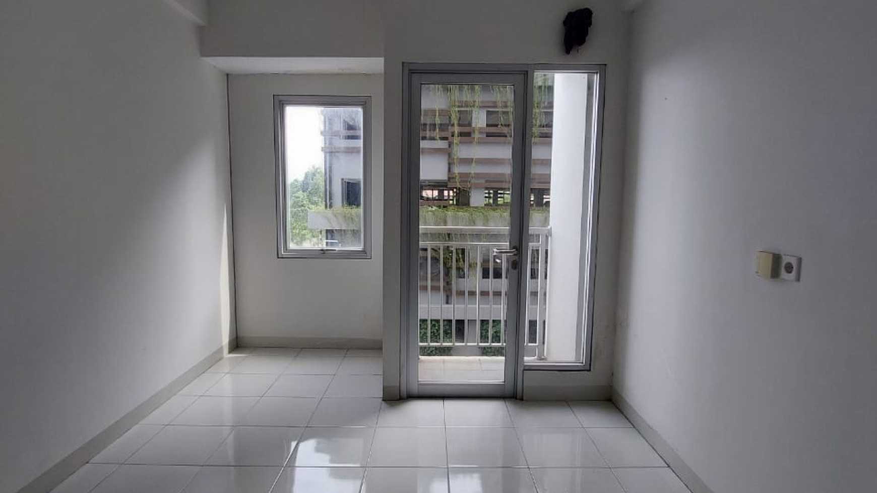 Apartemen Lokasi Strategis dan Hunian Nyaman @Apartemen Emerald, Bintaro