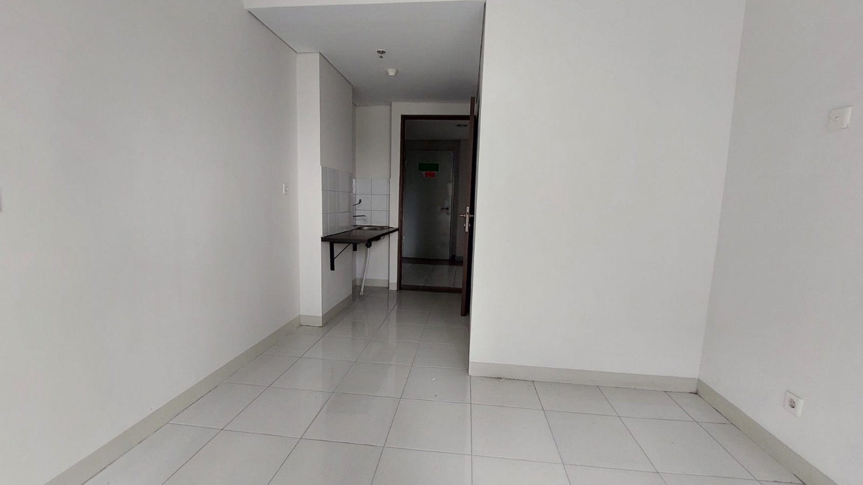 Apartemen Lokasi Strategis dan Hunian Nyaman @Apartemen Emerald, Bintaro