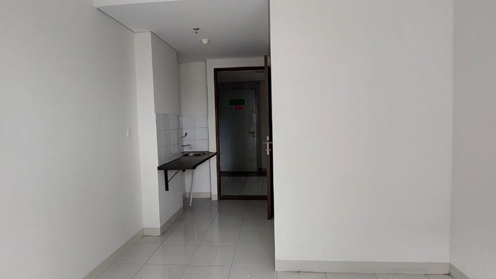 Apartemen Lokasi Strategis dan Hunian Nyaman @Apartemen Emerald, Bintaro