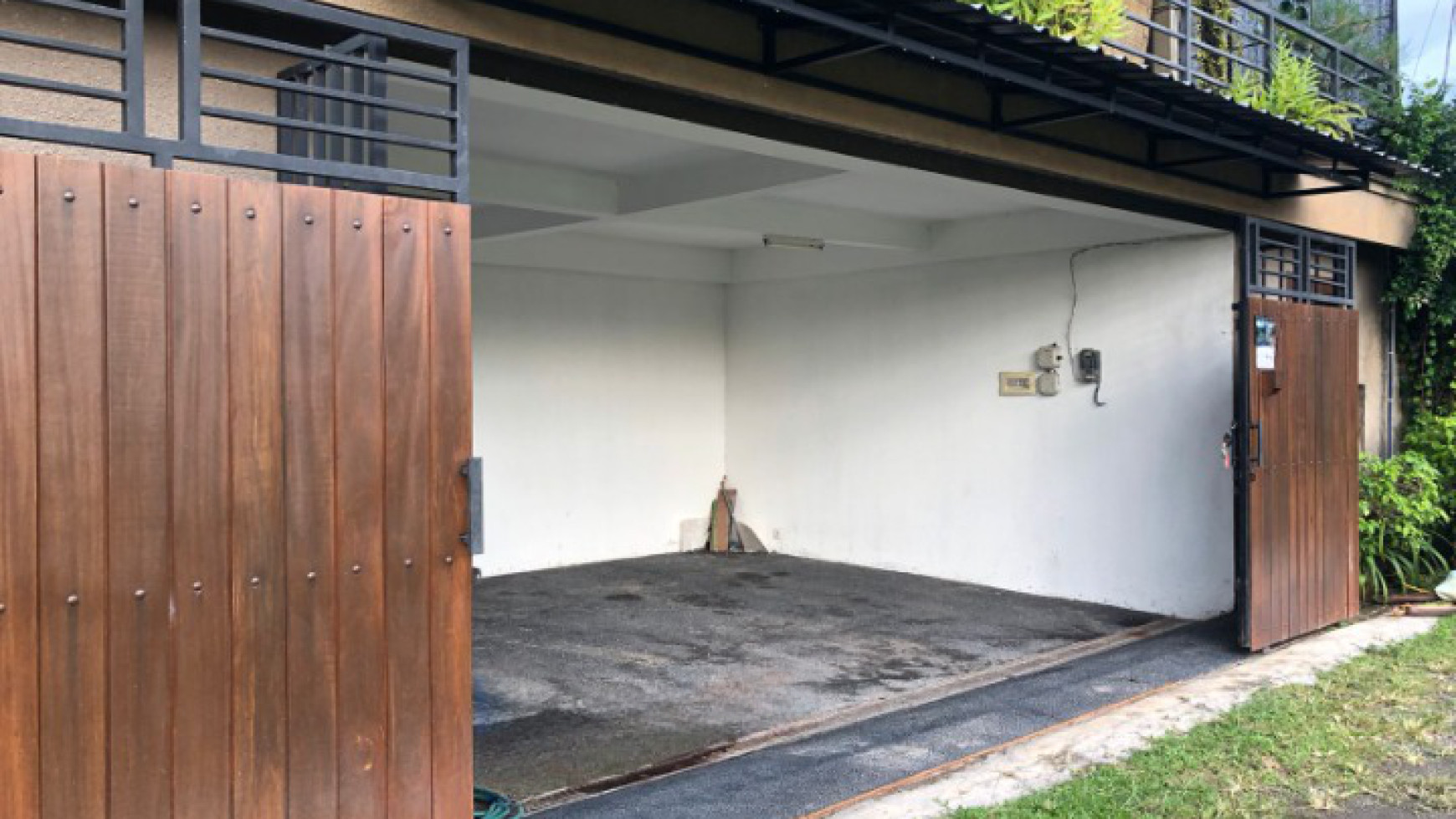 Dijual Villa Cantik Full Furnish dengan Kolam Renang di Canggu Dekat Atlas