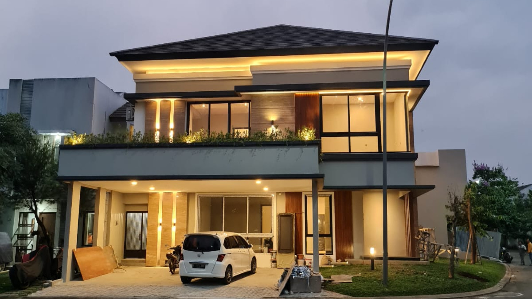 Rumah Baru Hoek Siap Huni BSD