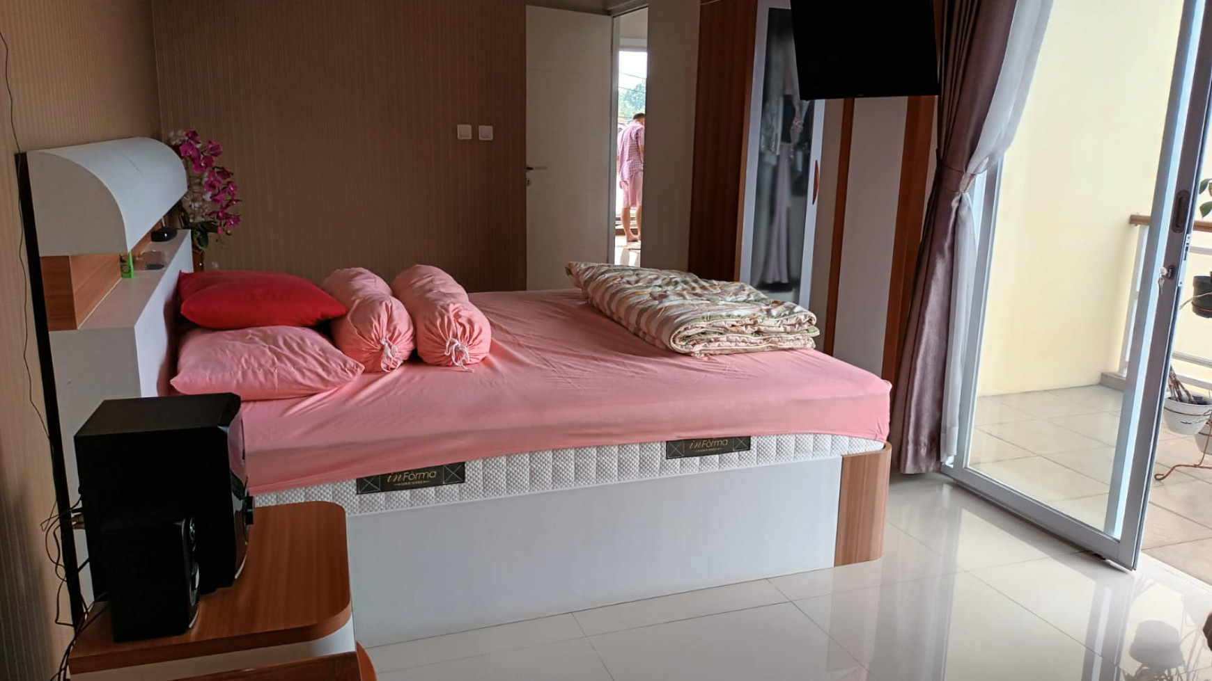 Rumah Minimalis Furnished di jl Kolonel Masturi, Lembang