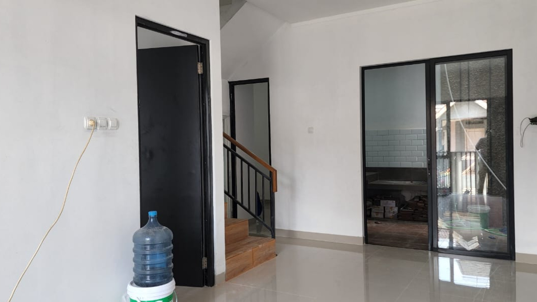 Rumah Baru Siap Huni dengan Design Minimalis Modern @Cornelia Residence, Graha Raya