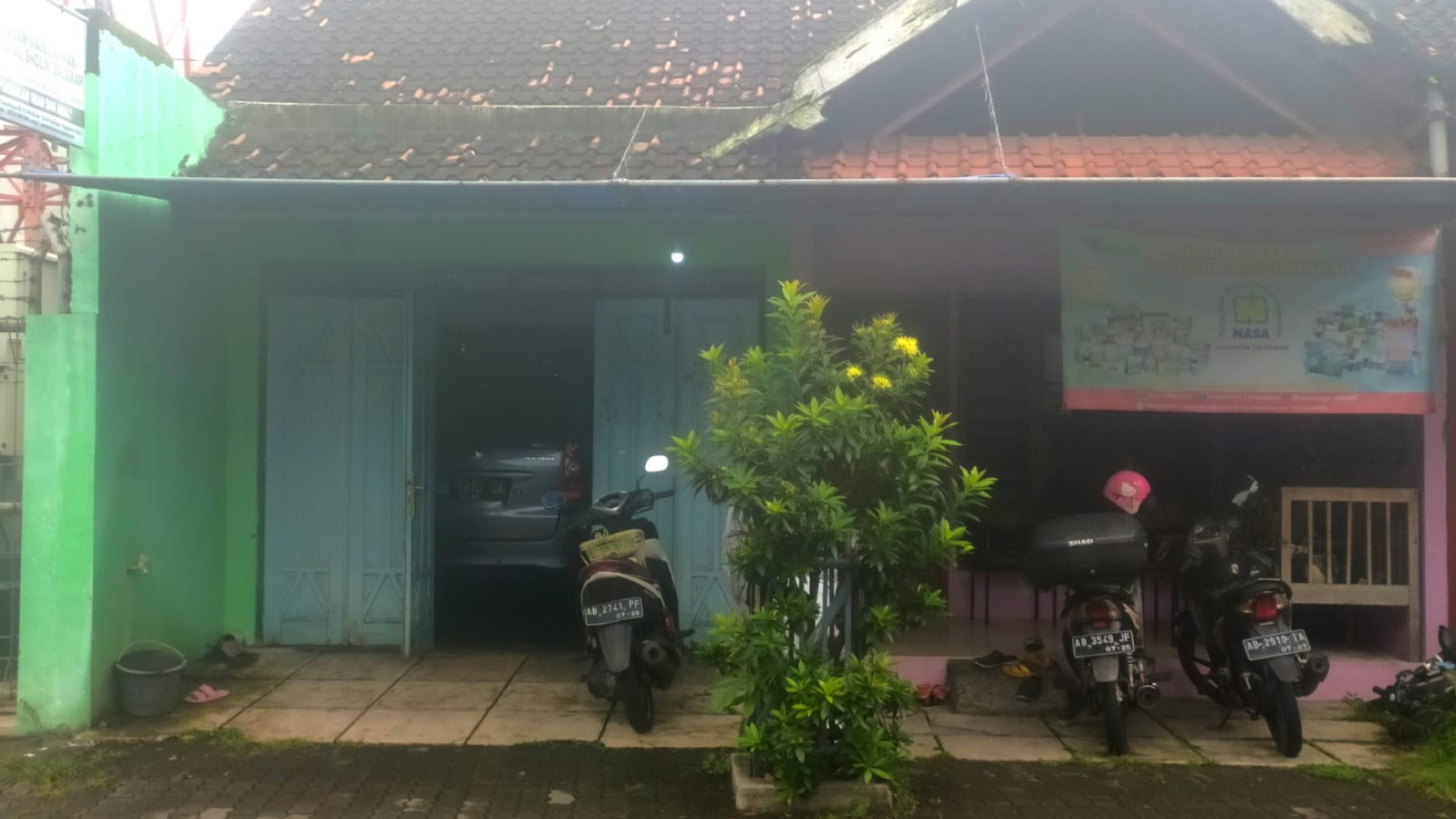 Rumah 4 Kamar Di Tengah Kota Wirobajan Yogyakarta