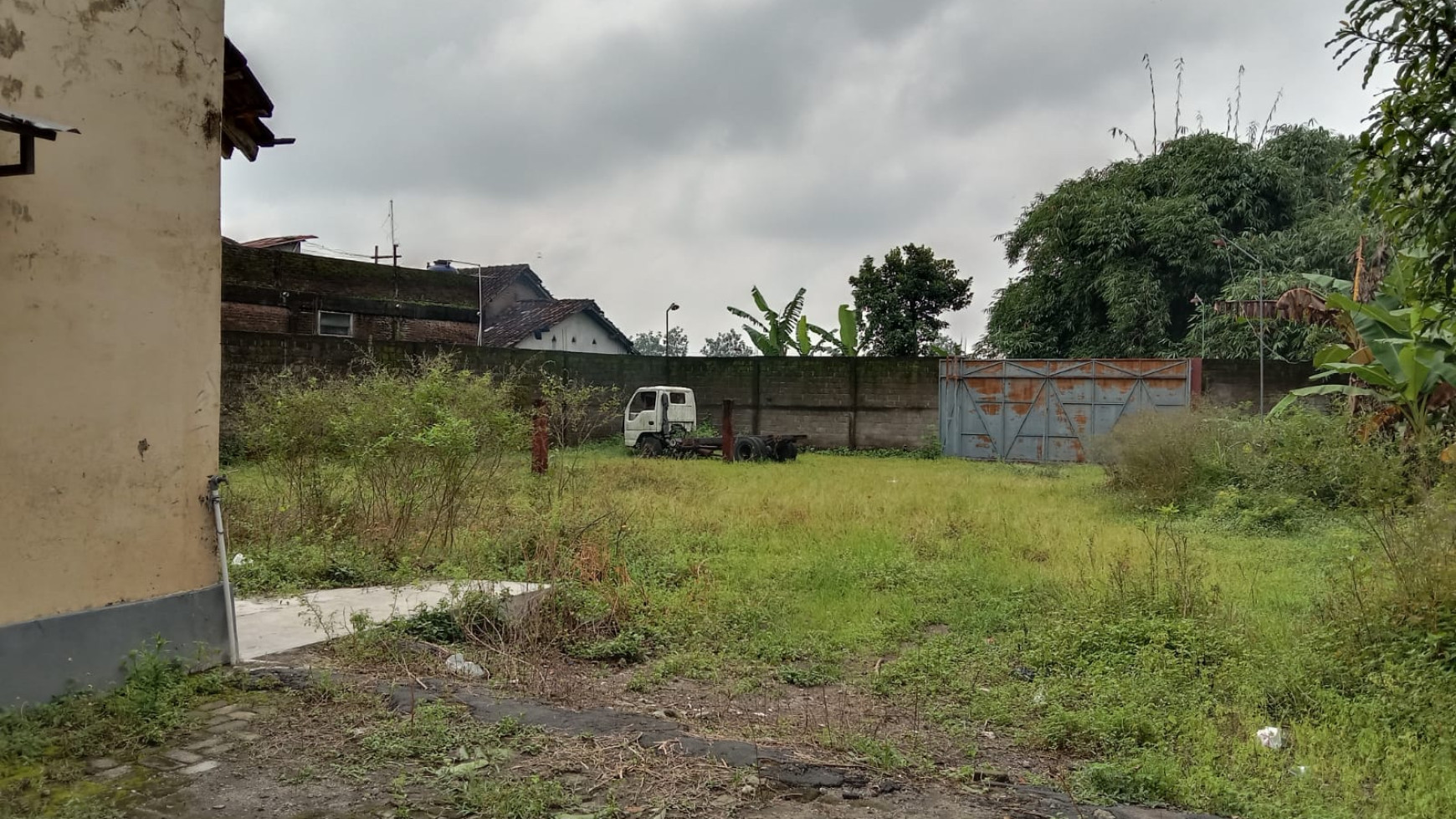 Bangunan Rumah 9 Kamar Cocok Untuk Kantor Di Jogonalan Klaten