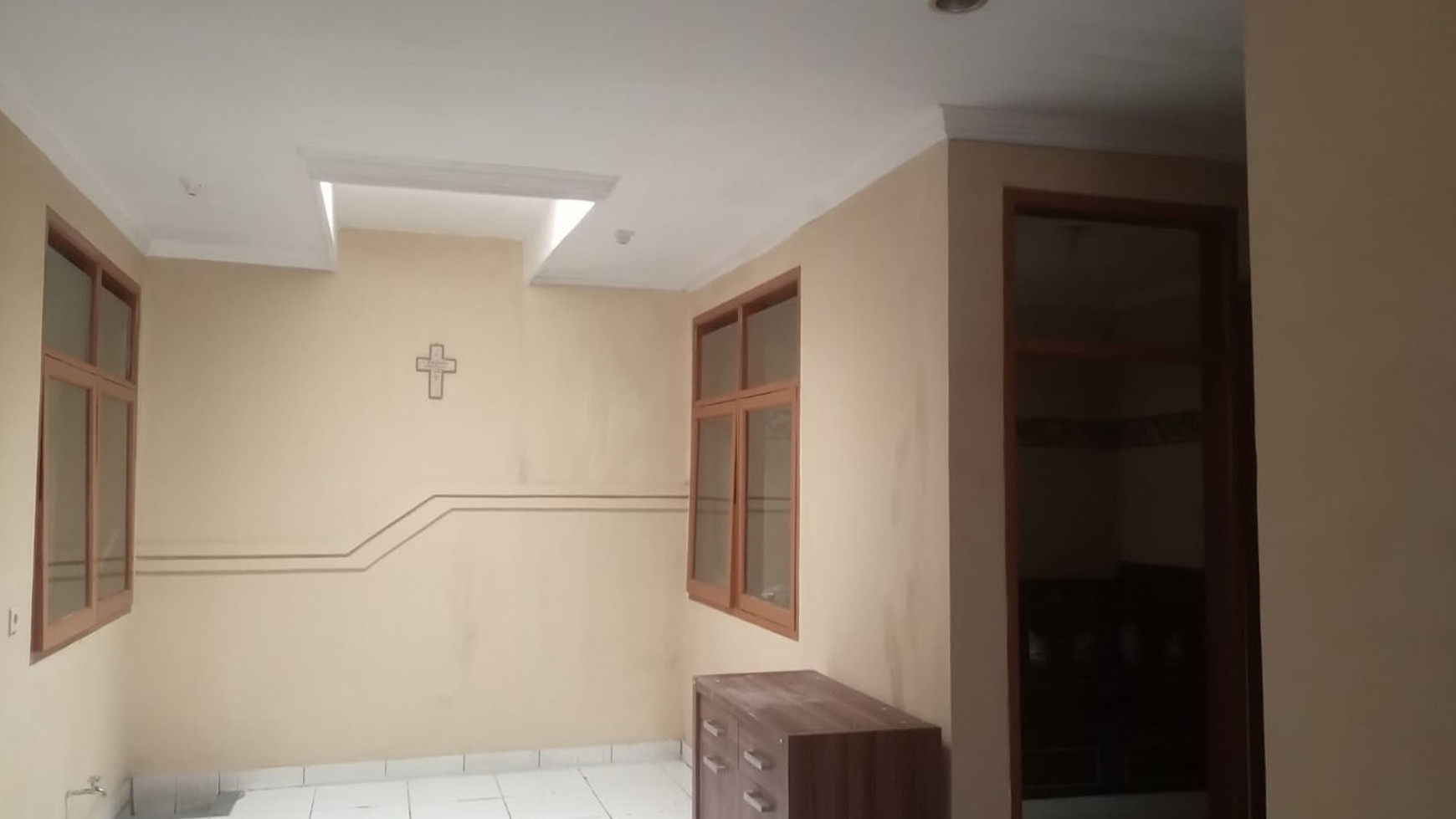 Rumah Minimalis Semi Furnished di Komplek Taman Sakura, Bandung