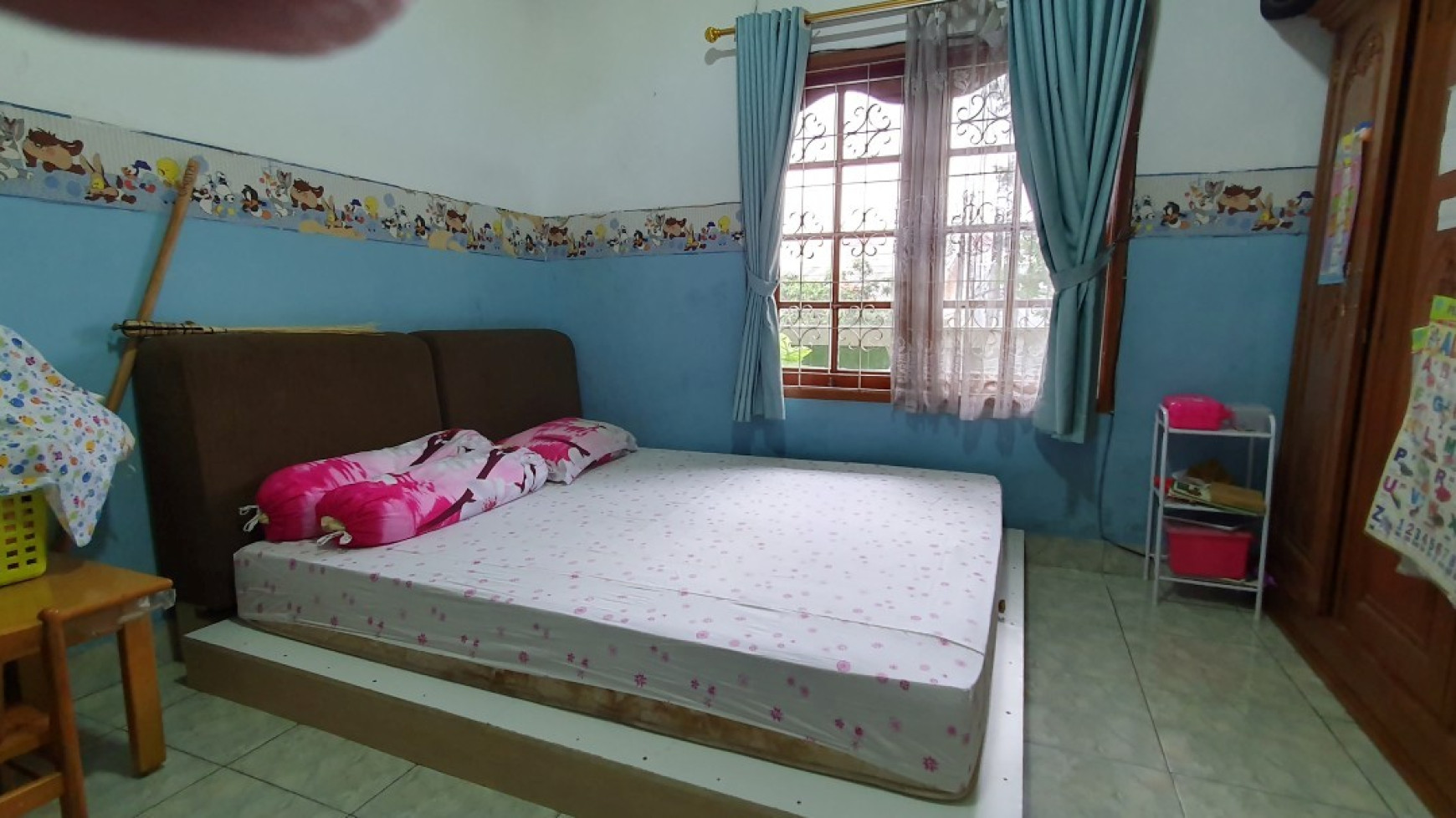 Rumah Jl Zamrud Raya, Sumur Batu, Kemayoran