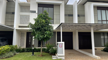 Rumah Asri di Cluster Summarecon Btari, Bandung