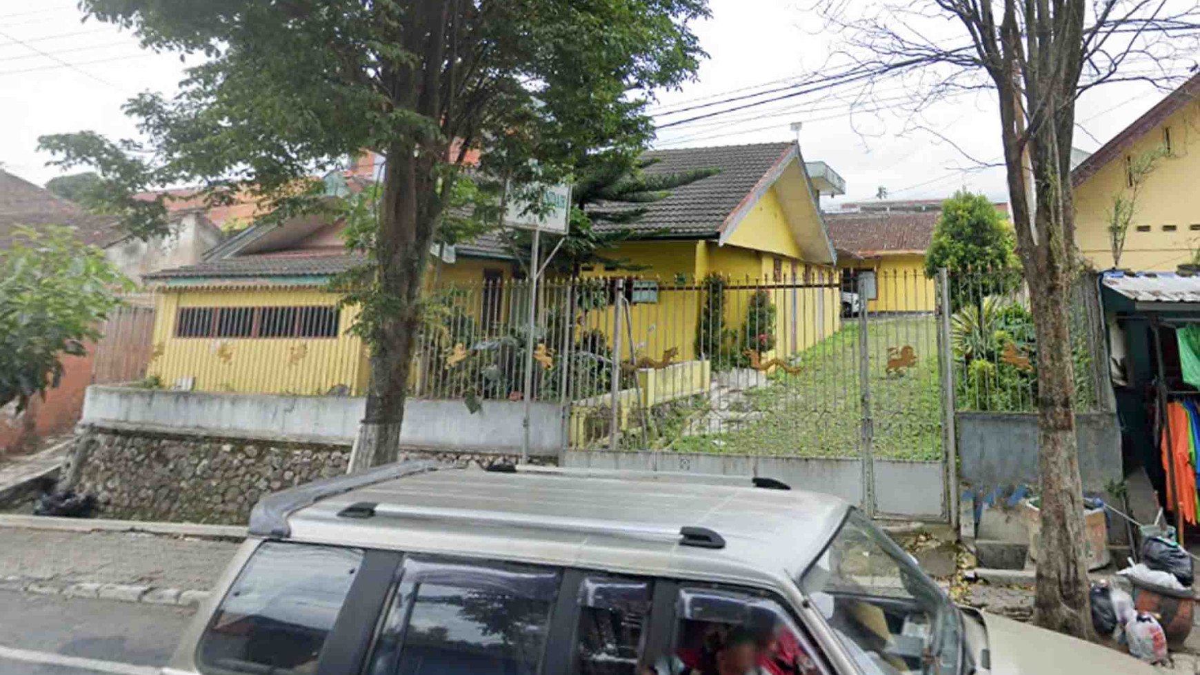 Rumah Hitung Tanah di Jl. Raya Trunojoyo, Kel. Songgokerto, Kec. Batu, Kota Batu, Cocok untuk Hotel/Villa & Resto/Cafe', Lokasi 5 menit dari Alun-alun wisata Kota Batu !!! - JK -