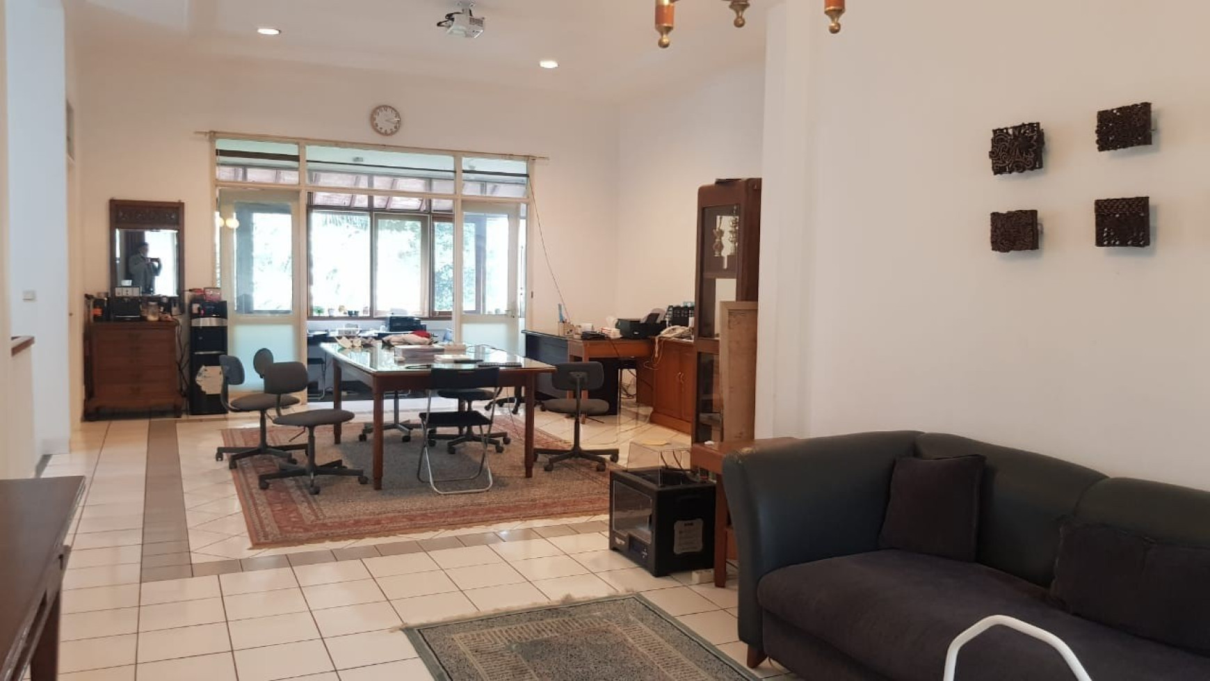 Rumah Asri Semi Furnished di jl Kiputih, Ciumbuleuit