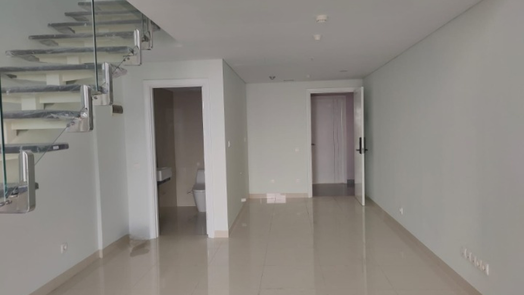 Dijual Unit SOHO Murah, Fasilitas Lengkap di Vieloft Ciputra World Surabaya