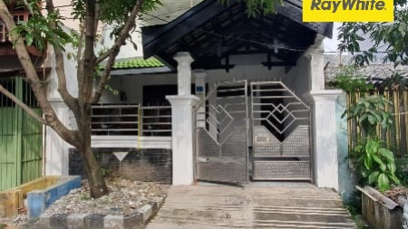 Dijual Rumah SHM di Kupang Jaya Surabaya