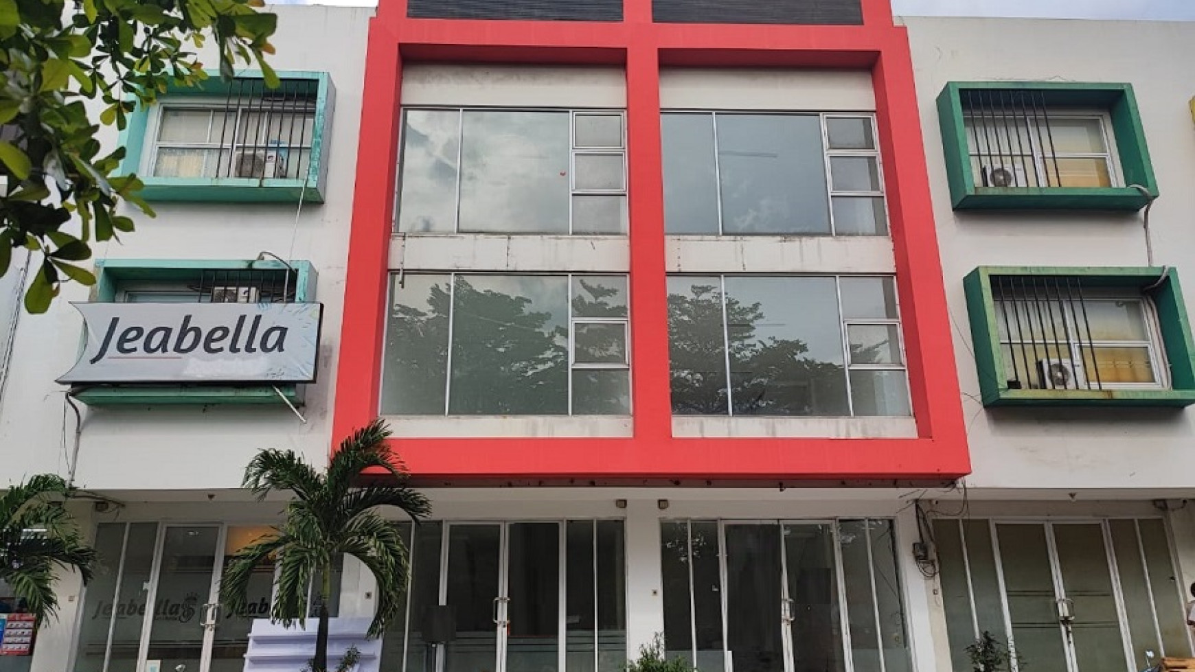 Dijual Ruko di Sentra Timur Commercial Park 2 Pulo Gebang Hadap Jalan Raya