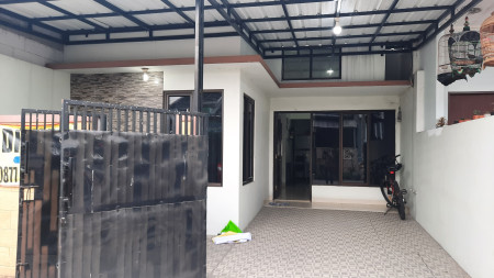 Rumah Bagus di Lokasi Strategis Dekat Dengan Pusat Komersial 